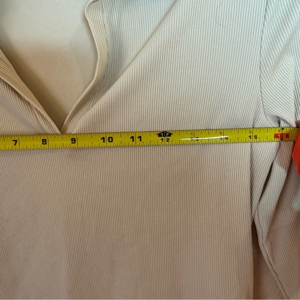 House of Harlow 1960 Cream Collared Bodysuit - Picture 4 of 4